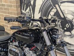 2017 Harley-Davidson Breakout 114 (FXBRS) Softail Black