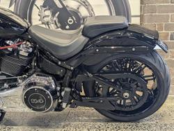 2017 Harley-Davidson Breakout 114 (FXBRS) Softail Black