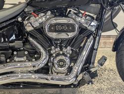 2017 Harley-Davidson Breakout 114 (FXBRS) Softail Black