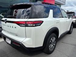 2024 Nissan Pathfinder Ti