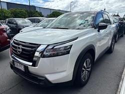 2024 Nissan Pathfinder Ti