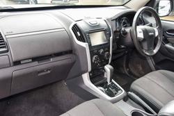 2019 Isuzu MU-X LS-M