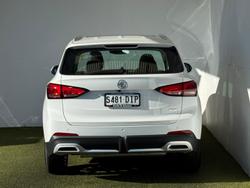 2025 MG ZS Essence Turbo