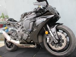 2023 Yamaha YZF-R1 Black