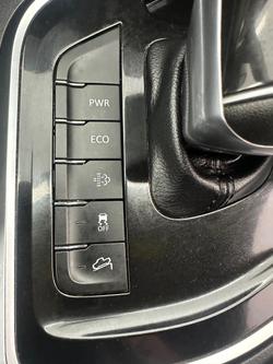 2022 LDV T60 Max PRO SK8C 4X4 Dual Range Blanc White