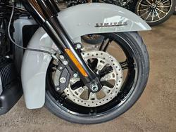 2024 Harley-davidson FLHTK ULTRA LIMITED Vivid Black
