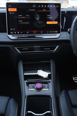 2025 Volkswagen Tiguan 195TSI R-Line