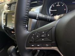 2025 Nissan Navara ST-X