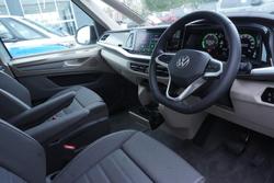 2025 Volkswagen Multivan TDI360 Life