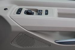 2025 Volkswagen Multivan TDI360 Life