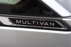 2025 Volkswagen Multivan TDI360 Life