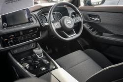 2025 Nissan X-TRAIL ST