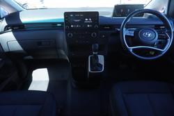 2023 Hyundai STARIA LOAD