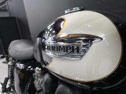 2010 TRIUMPH BONNEVILLE T100 White