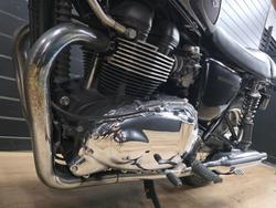 2010 TRIUMPH BONNEVILLE T100 White