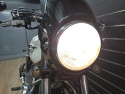 2010 TRIUMPH BONNEVILLE T100 White