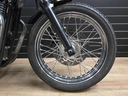 2010 TRIUMPH BONNEVILLE T100 White