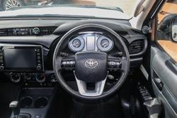 2021 Toyota Hilux SR