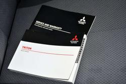 2022 Mitsubishi Triton GLX