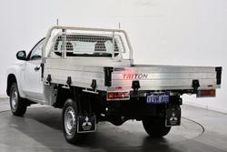 2022 Mitsubishi Triton GLX