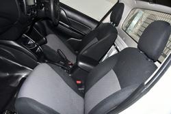 2022 Mitsubishi Triton GLX