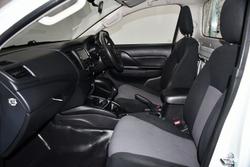 2022 Mitsubishi Triton GLX