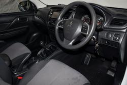 2022 Mitsubishi Triton GLX