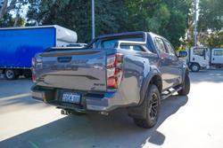 2025 Isuzu D-MAX BLADE