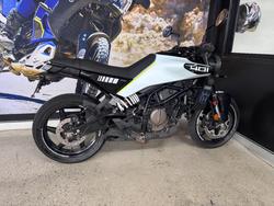 2024 HUSQVARNA VITPILEN 401 WHITE