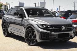2025 Volkswagen Touareg R