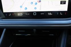 2025 Volkswagen Touareg R