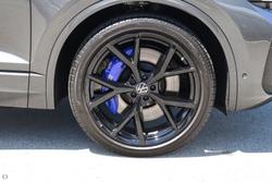 2025 Volkswagen Touareg R