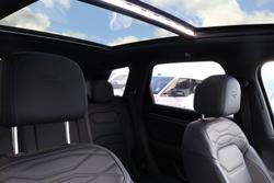 2025 Volkswagen Touareg R