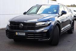 2025 Volkswagen Touareg R