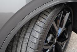 2025 Volkswagen Touareg R