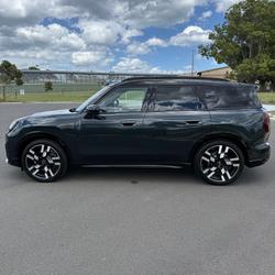 2025 MINI Countryman SE JCW Sport