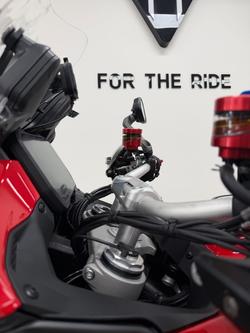 2023 DUCATI MULTISTRADA V4 S Red