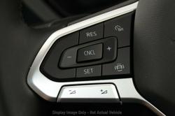 2025 Volkswagen Caddy TSI220