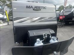 2022 Majestic Navigator 21Ft Club Lounge