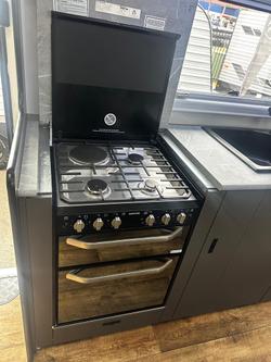 2022 Majestic Navigator 21Ft Club Lounge