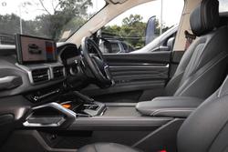 2025 LDV D90 Executive