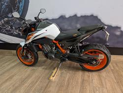 2020 Ktm 890 DUKE R ORANGE