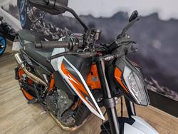 2020 Ktm 890 DUKE R ORANGE