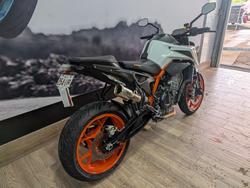 2020 Ktm 890 DUKE R ORANGE
