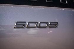 2025 Peugeot 5008 GT Premium Hybrid