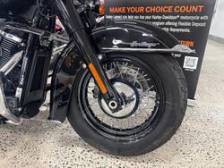 2020 Harley-Davidson Heritage Classic 114 (FLHCS) Softail Black