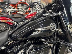 2020 Harley-Davidson Heritage Classic 114 (FLHCS) Softail Black