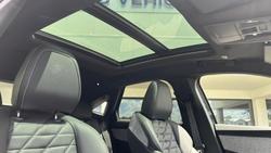 2024 Peugeot 3008 GT Premium Hybrid