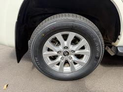 2020 Toyota Landcruiser VX