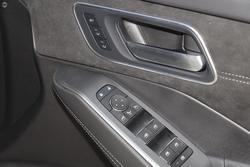 2025 Nissan QASHQAI N-DESIGN e-POWER J12 MY25 Ceramic Grey with Onyx Black Roof